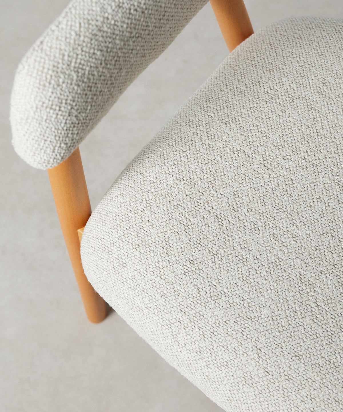 Chaise de salle à manger en métal rembourrée Tesa
