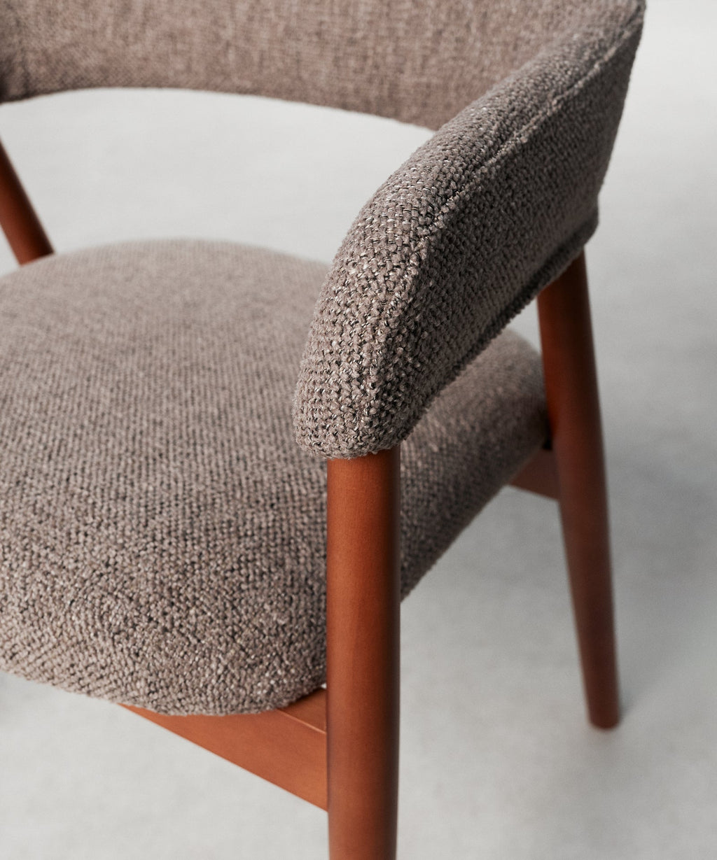 Chaise de salle à manger en métal rembourrée Tesa