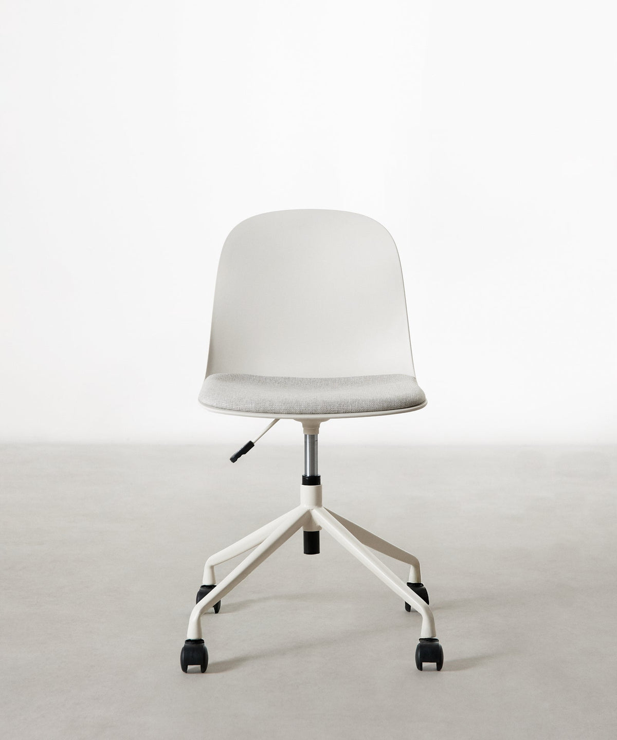 Chaise de Bureau en Polypropylène avec Assise en Tissu Annie