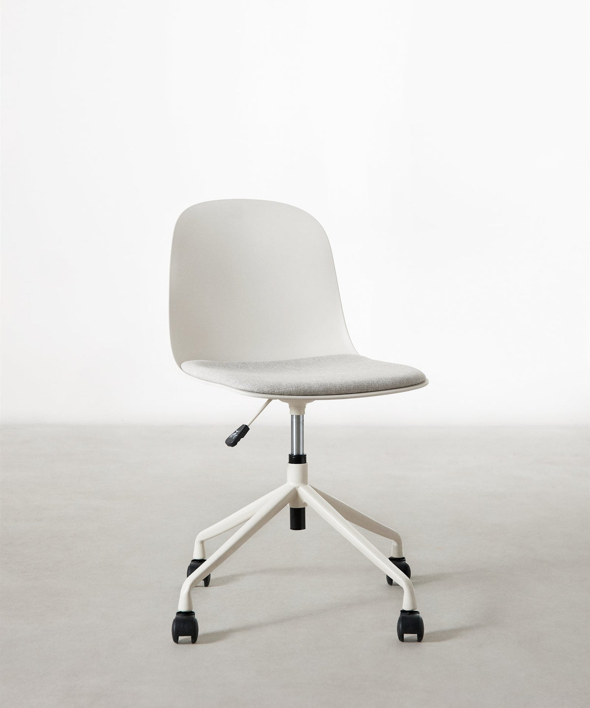 Chaise de Bureau en Polypropylène avec Assise en Tissu Annie