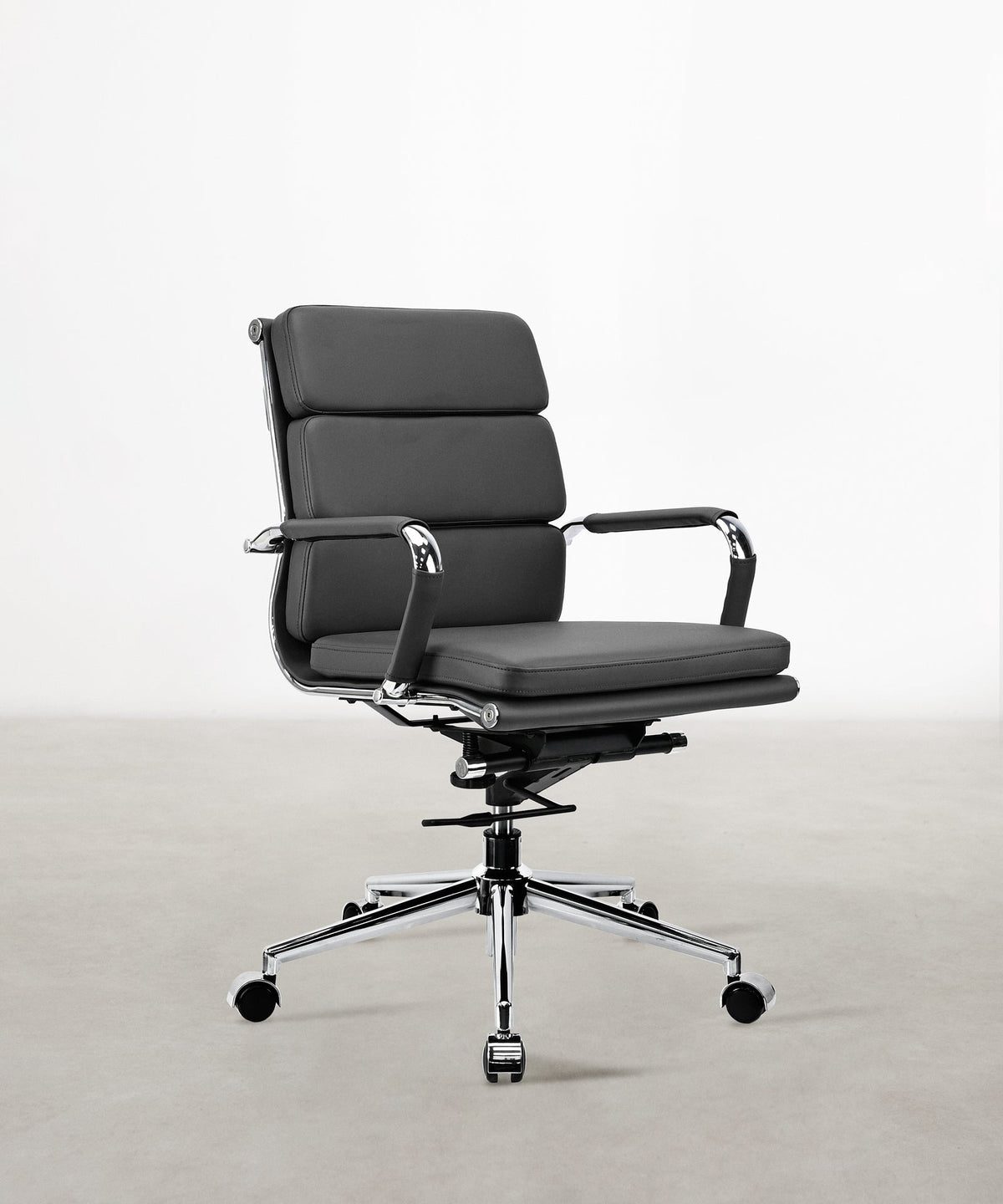 Chaise de bureau en similicuir Low Back Adalia - Color Edition