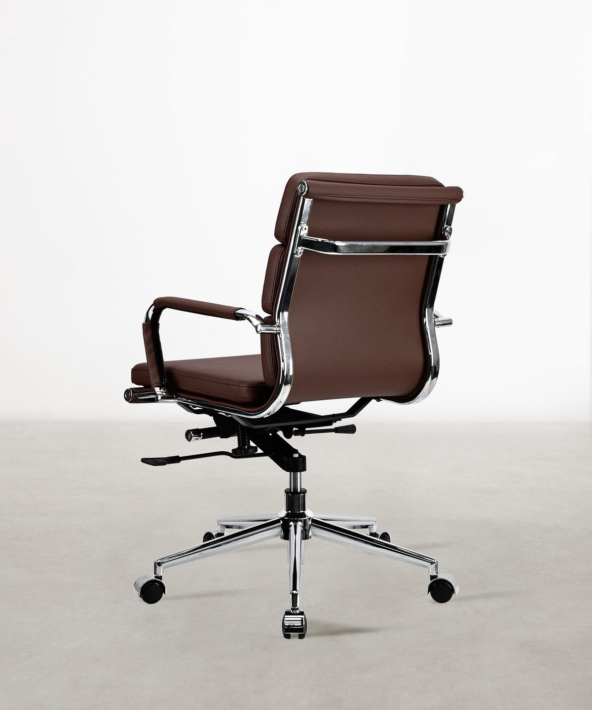 Chaise de bureau en similicuir Low Back Adalia - Color Edition