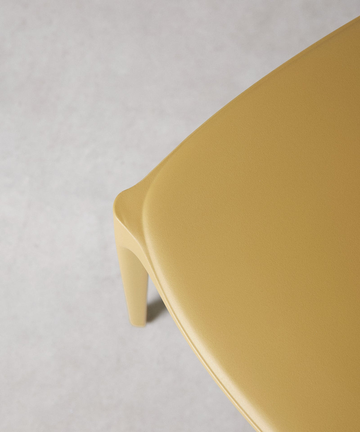 Chaise en polypropylène Saria