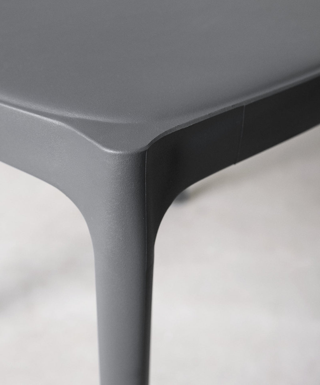 Chaise en polypropylène Saria