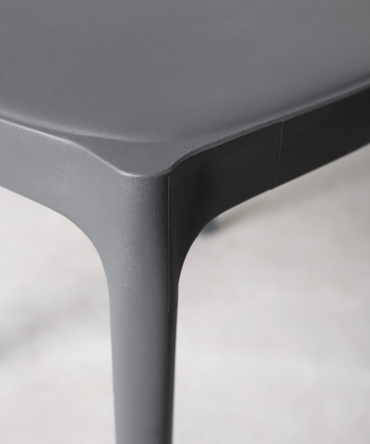 Chaise en polypropylène Saria