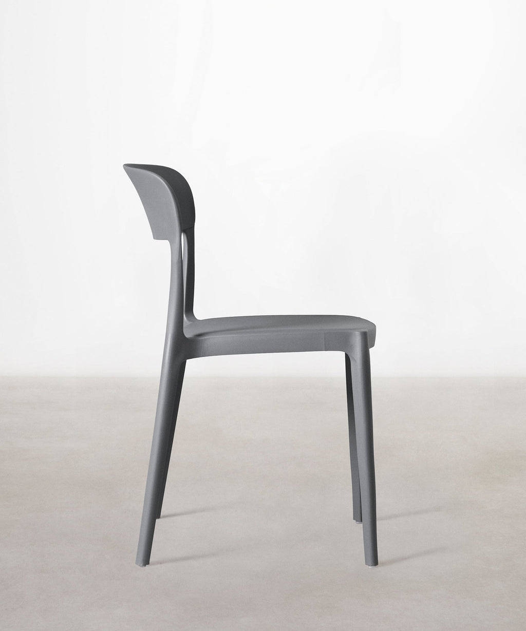 Chaise en polypropylène Saria