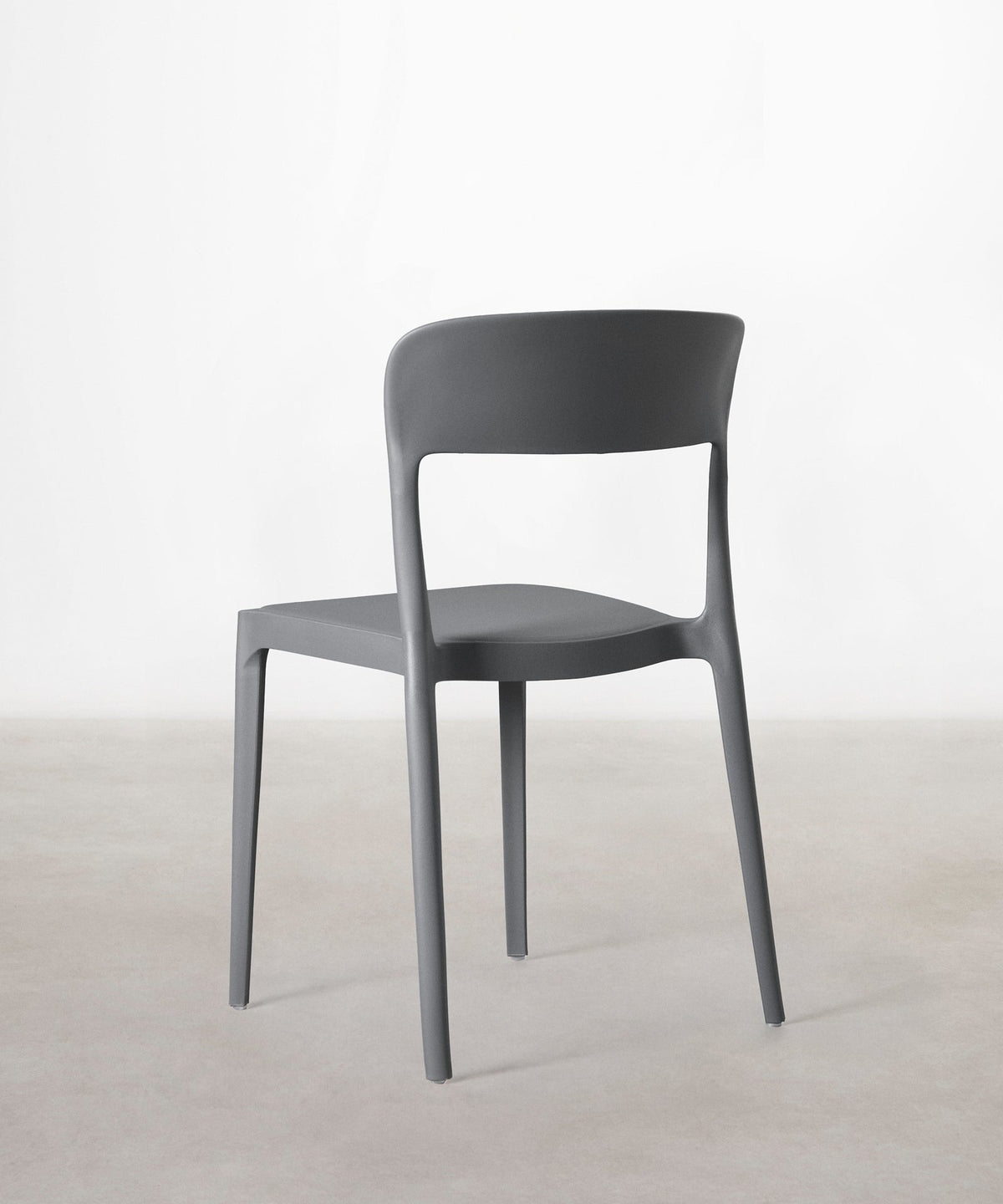 Chaise en polypropylène Saria