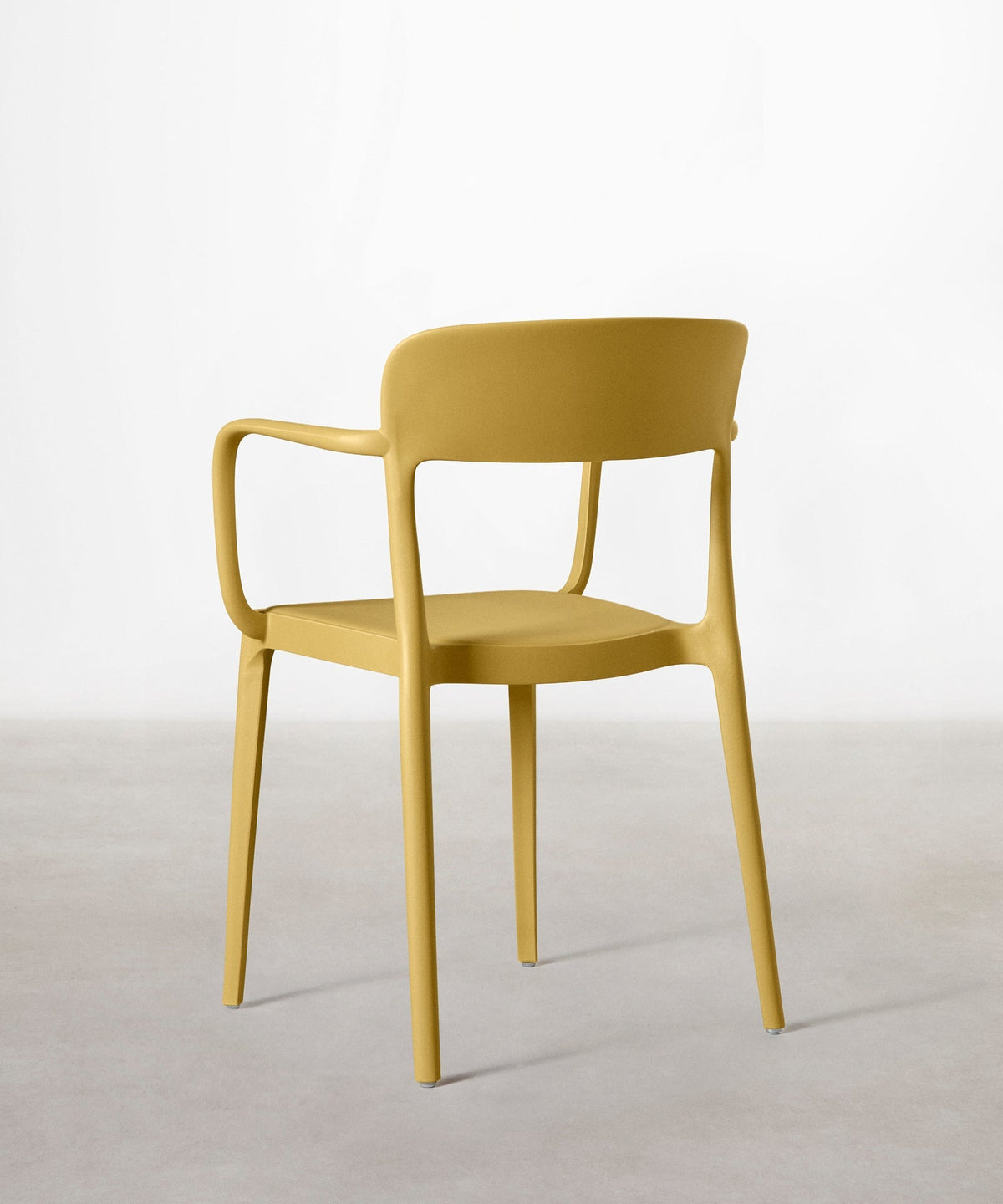 Chaise en polypropylène avec accoudoirs Saria