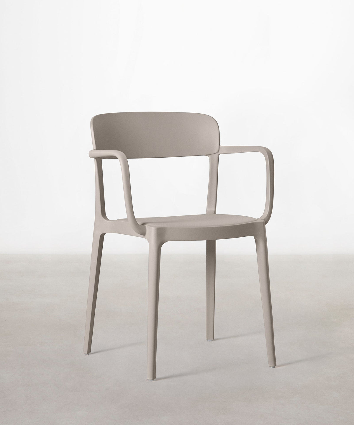 Chaise en polypropylène avec accoudoirs Saria