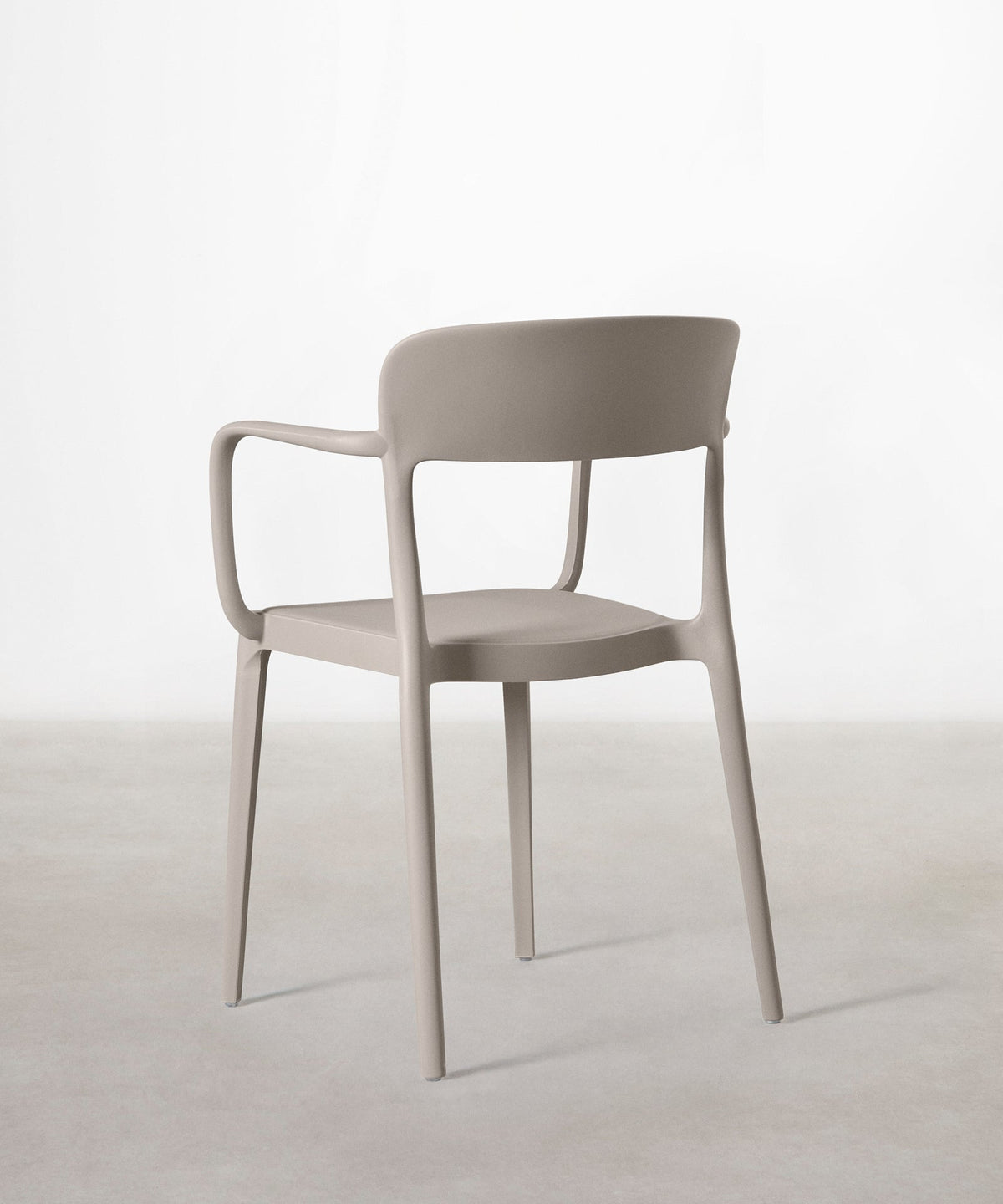 Chaise en polypropylène avec accoudoirs Saria