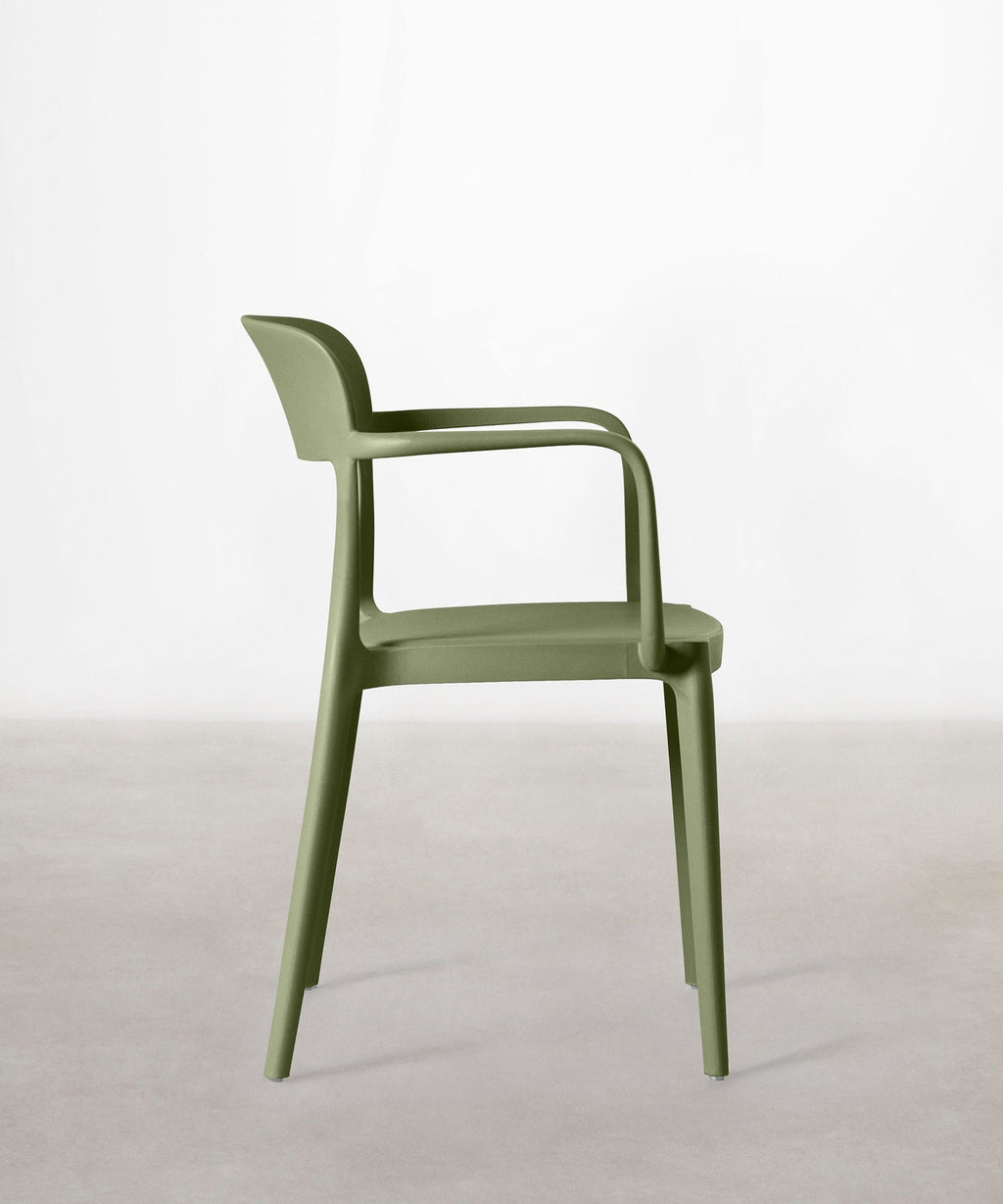 Chaise en polypropylène avec accoudoirs Saria