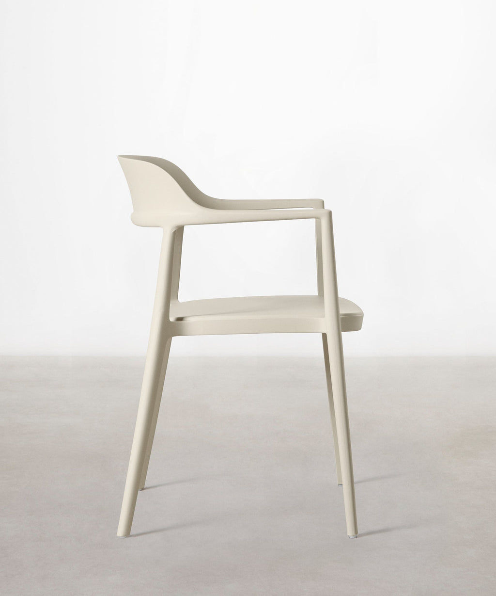 Chaise en polypropylène avec accoudoirs Naomi
