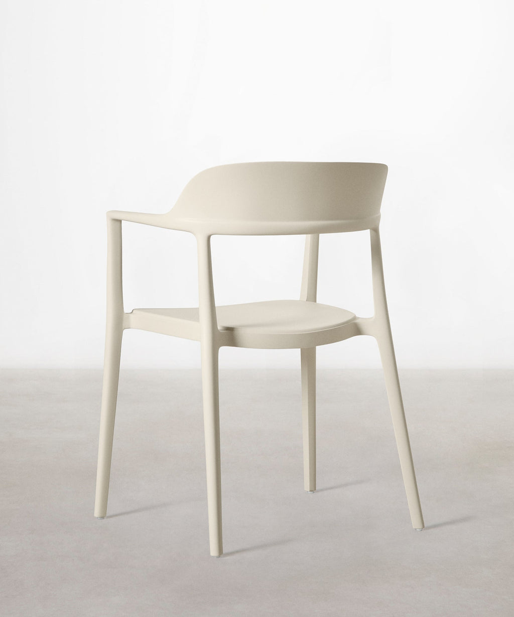 Chaise en polypropylène avec accoudoirs Naomi