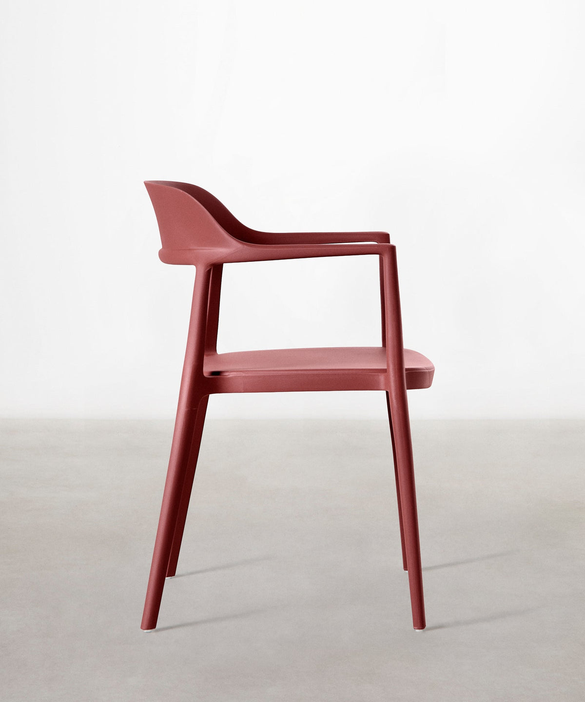 Chaise en polypropylène avec accoudoirs Naomi