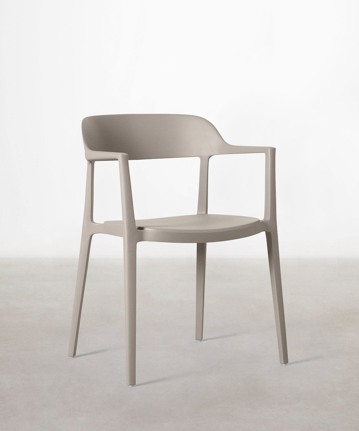 Chaise en polypropylène avec accoudoirs Naomi