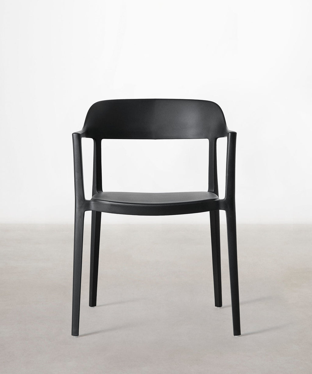 Chaise en polypropylène avec accoudoirs Naomi