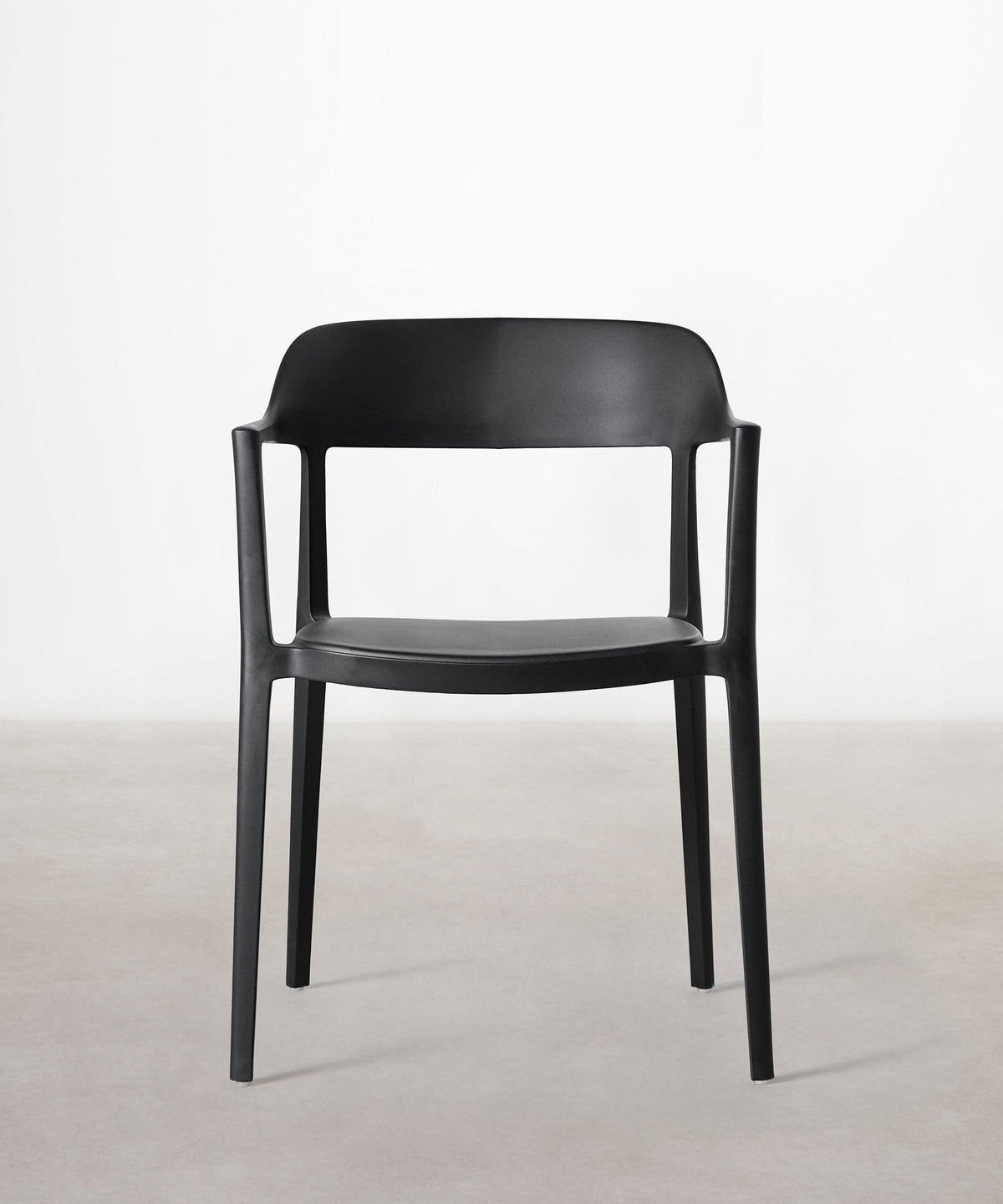 Chaise en polypropylène avec accoudoirs Naomi