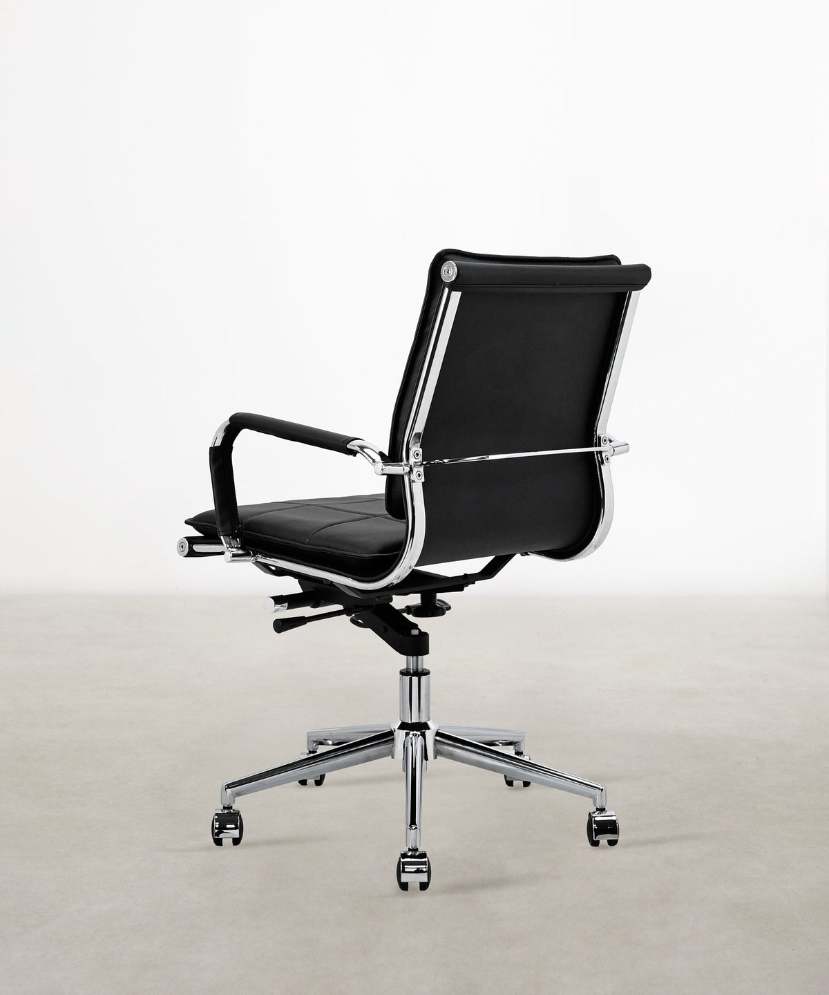 Chaise de bureau basse en similicuir Houston