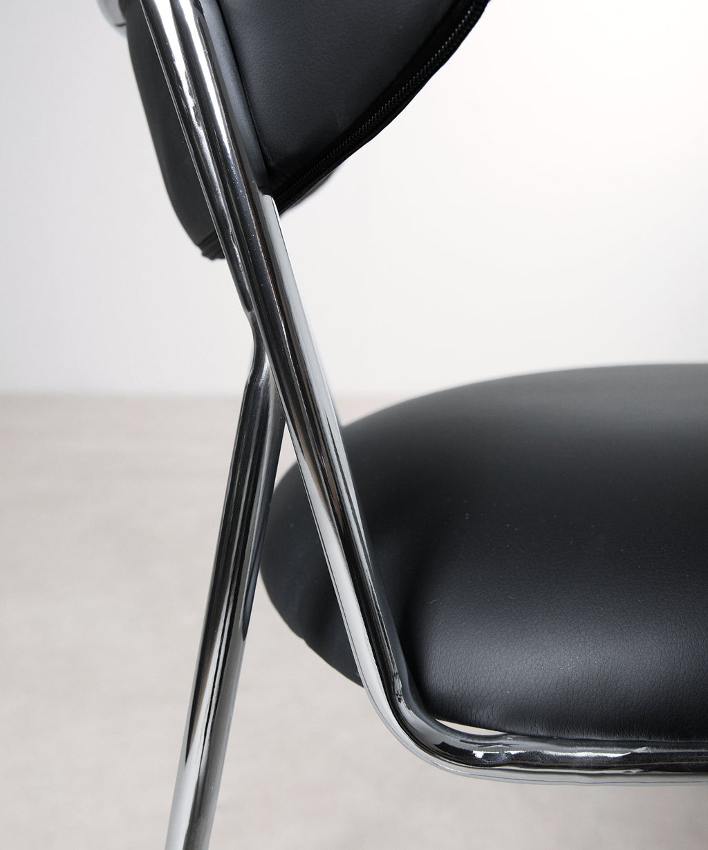 Chaise de salle à manger en similicuir et métal Moritz