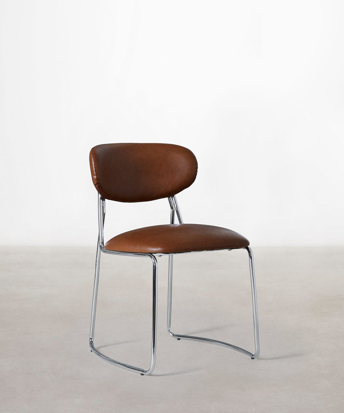Chaise de salle à manger en similicuir et métal Moritz