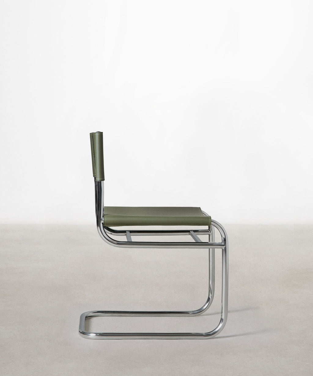 Chaise en polyuréthane et métal Lottie