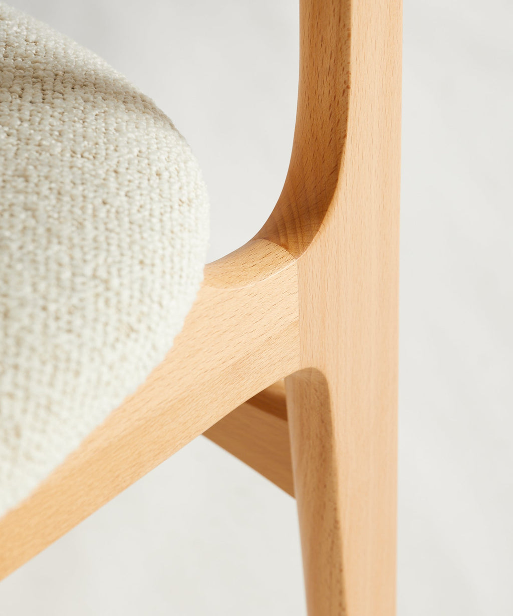 Chaise de Salle à Manger en Bois Massif Rembourrée Elma