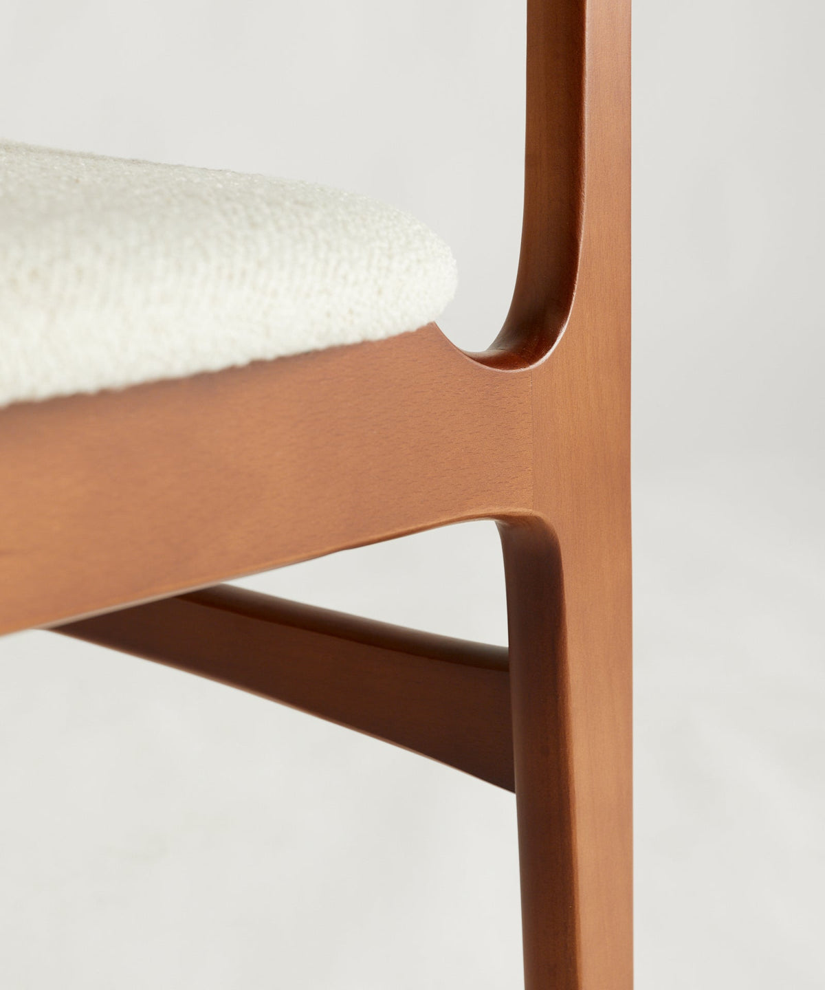 Chaise de Salle à Manger en Bois Massif Rembourrée Elma