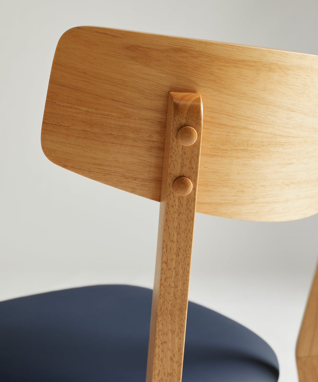 Chaise de Salle à Manger en Bois Massif et Rembourrée Aria
