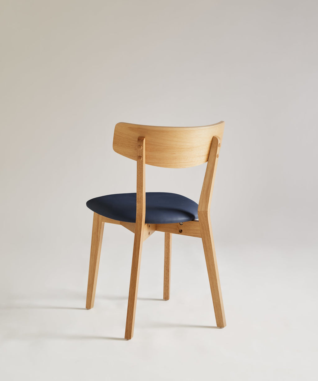Chaise de Salle à Manger en Bois Massif et Rembourrée Aria