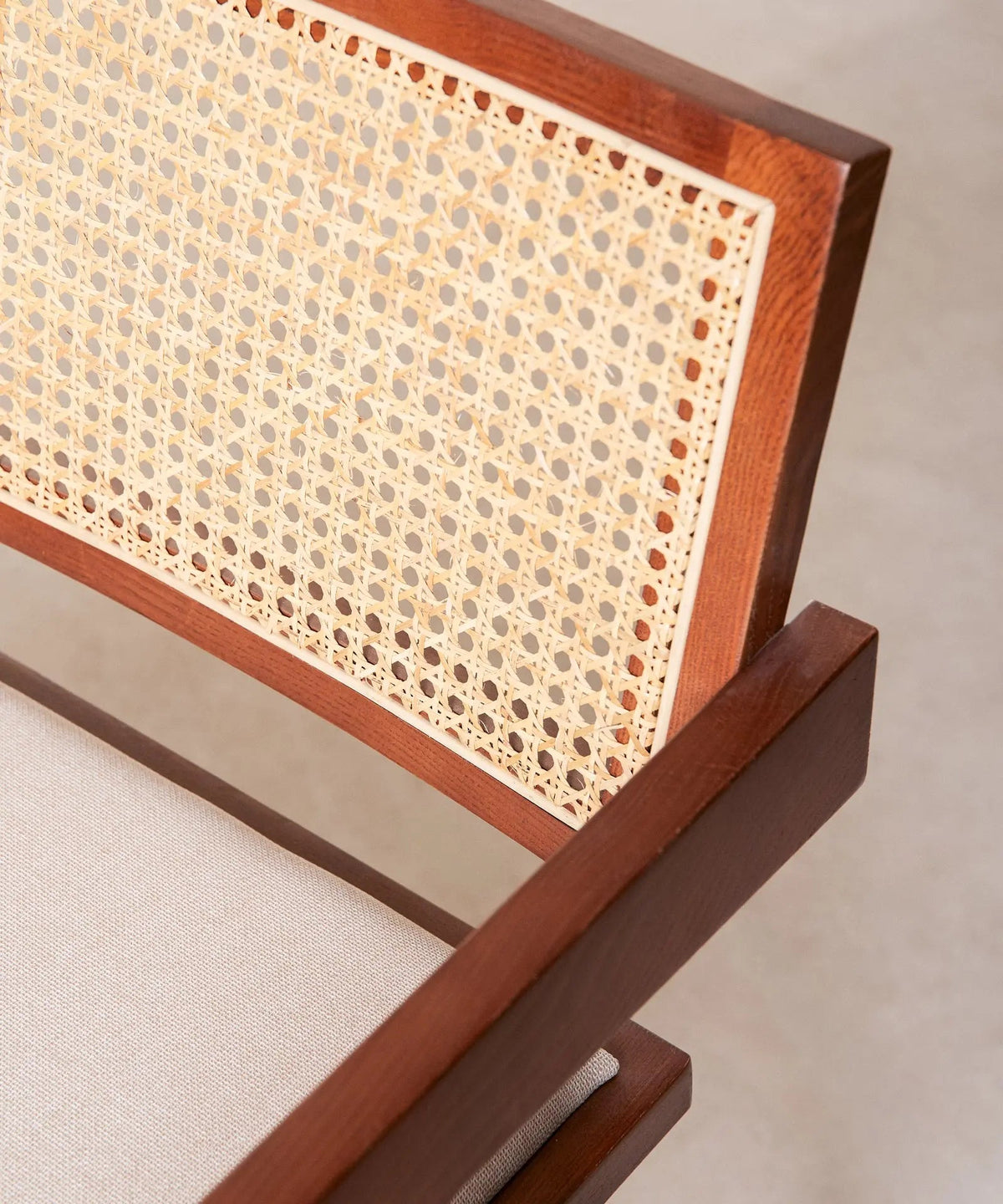 Chaise de salle à manger en bois, rotin et tissu Pauline Arms