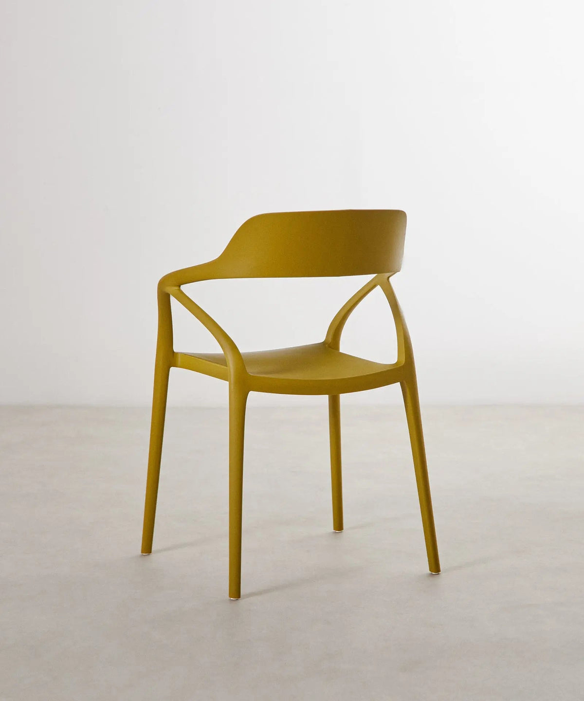 Chaise en polypropylène avec accoudoirs Grace