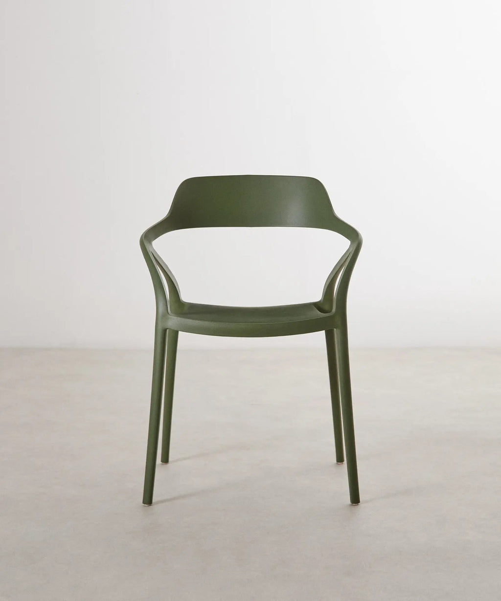 Chaise empilable Grace en polypropylène - Édition Limitée