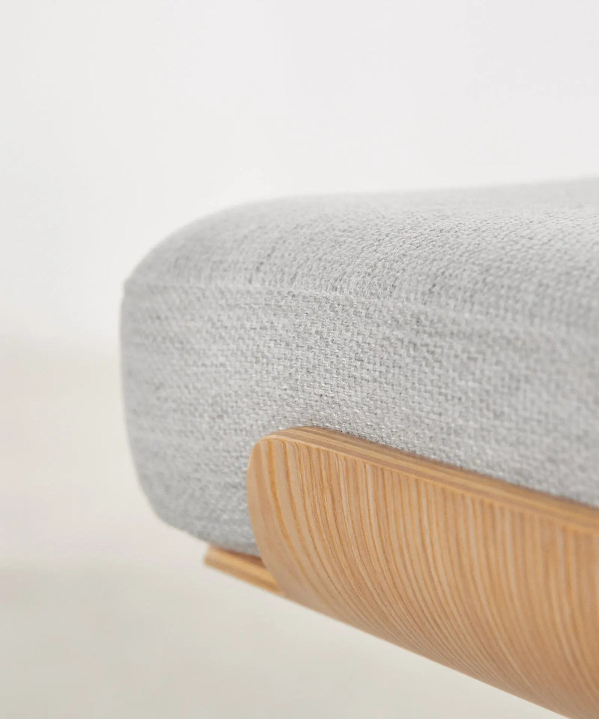 Chaise de bureau en tissu et bois Lexa