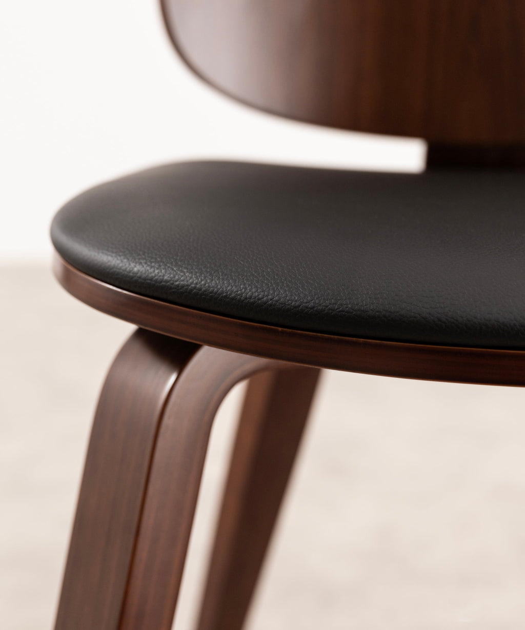 Chaise de salle à manger en bois et similicuir Anouk
