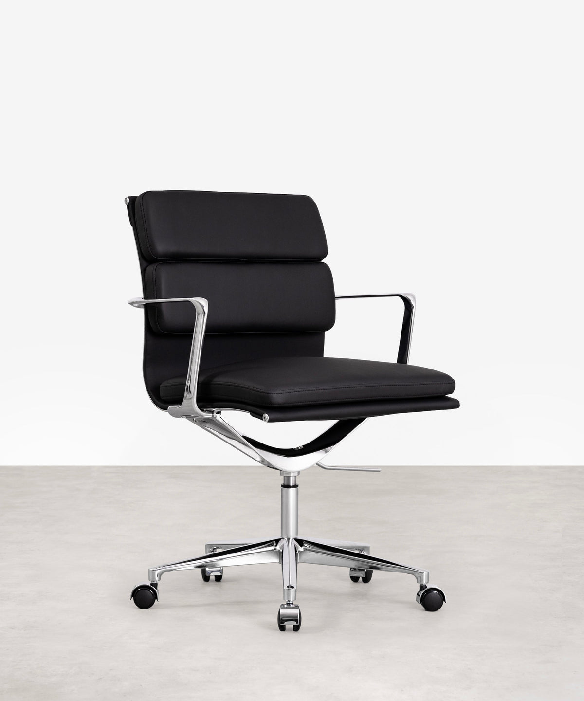 Chaise de Bureau en Cuir Low Back Boston