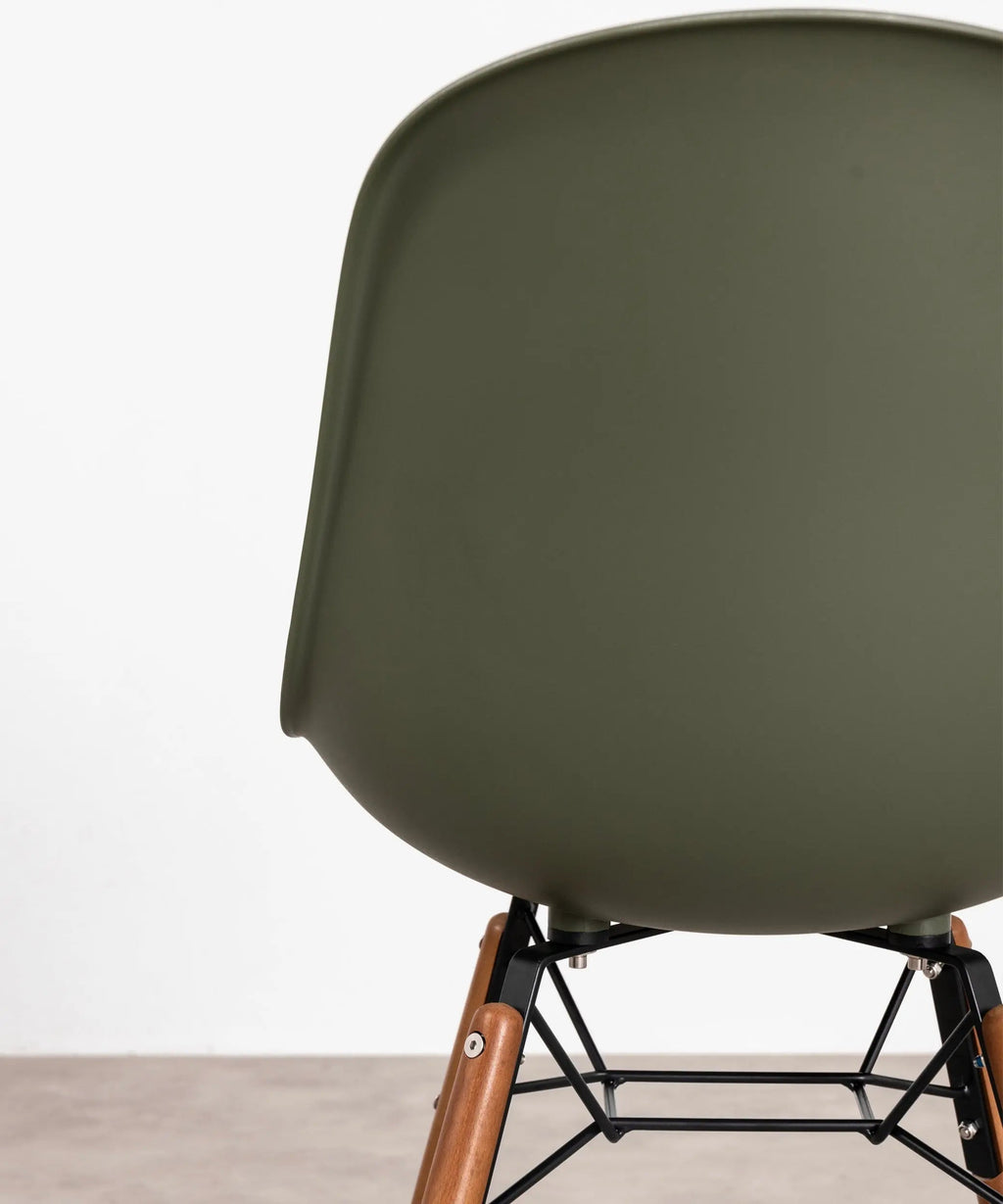 Chaise de salle à manger en polypropylène et bois Elon - Special Edition