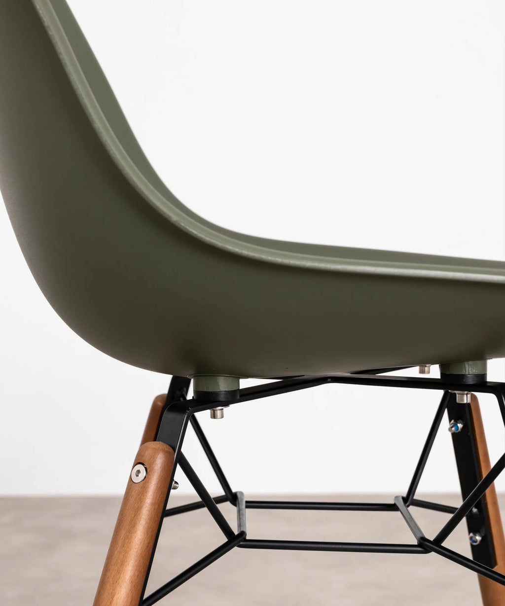 Chaise de salle à manger en polypropylène et bois Elon - Special Edition