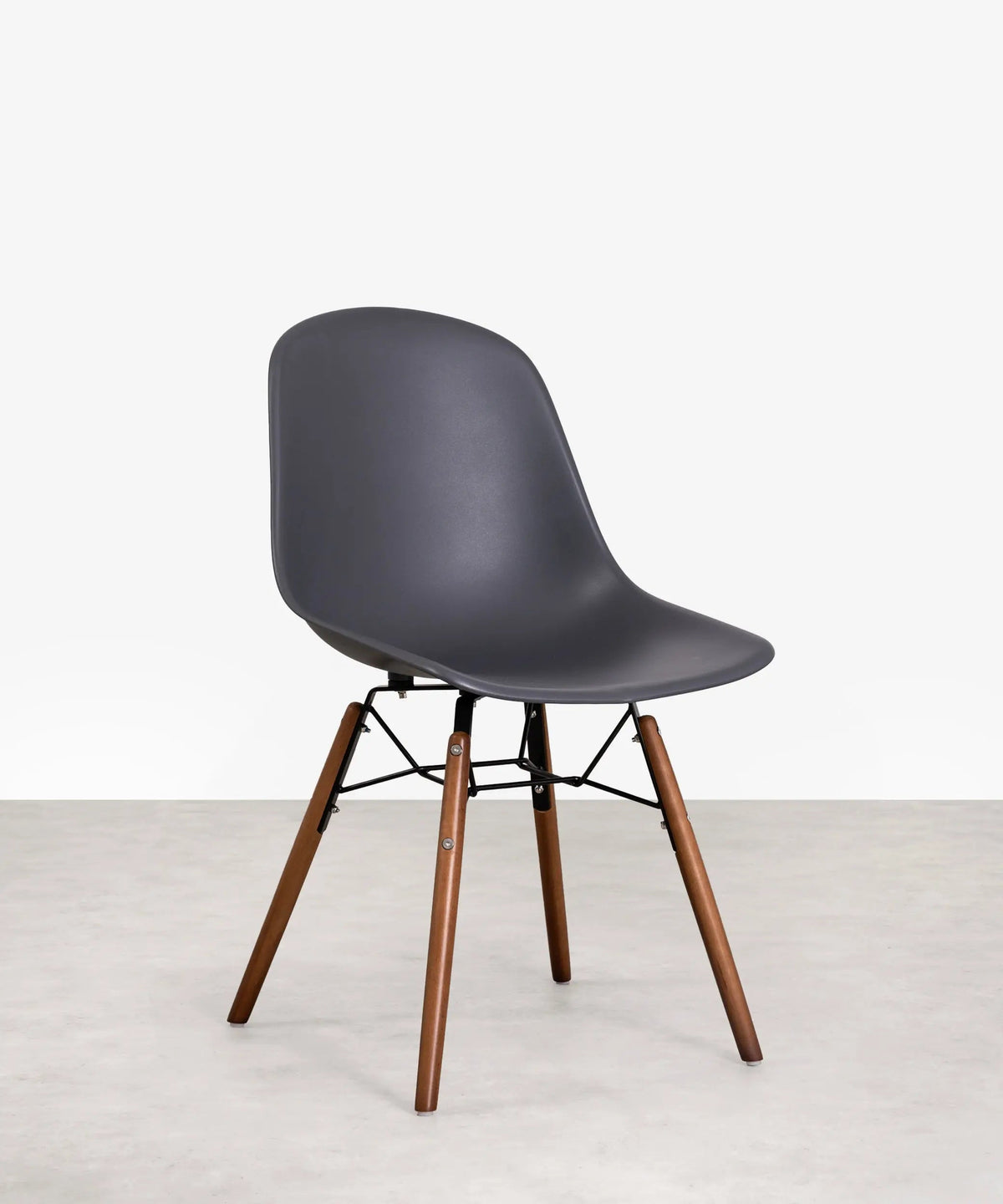 Chaise de salle à manger en polypropylène et bois Elon - Special Edition