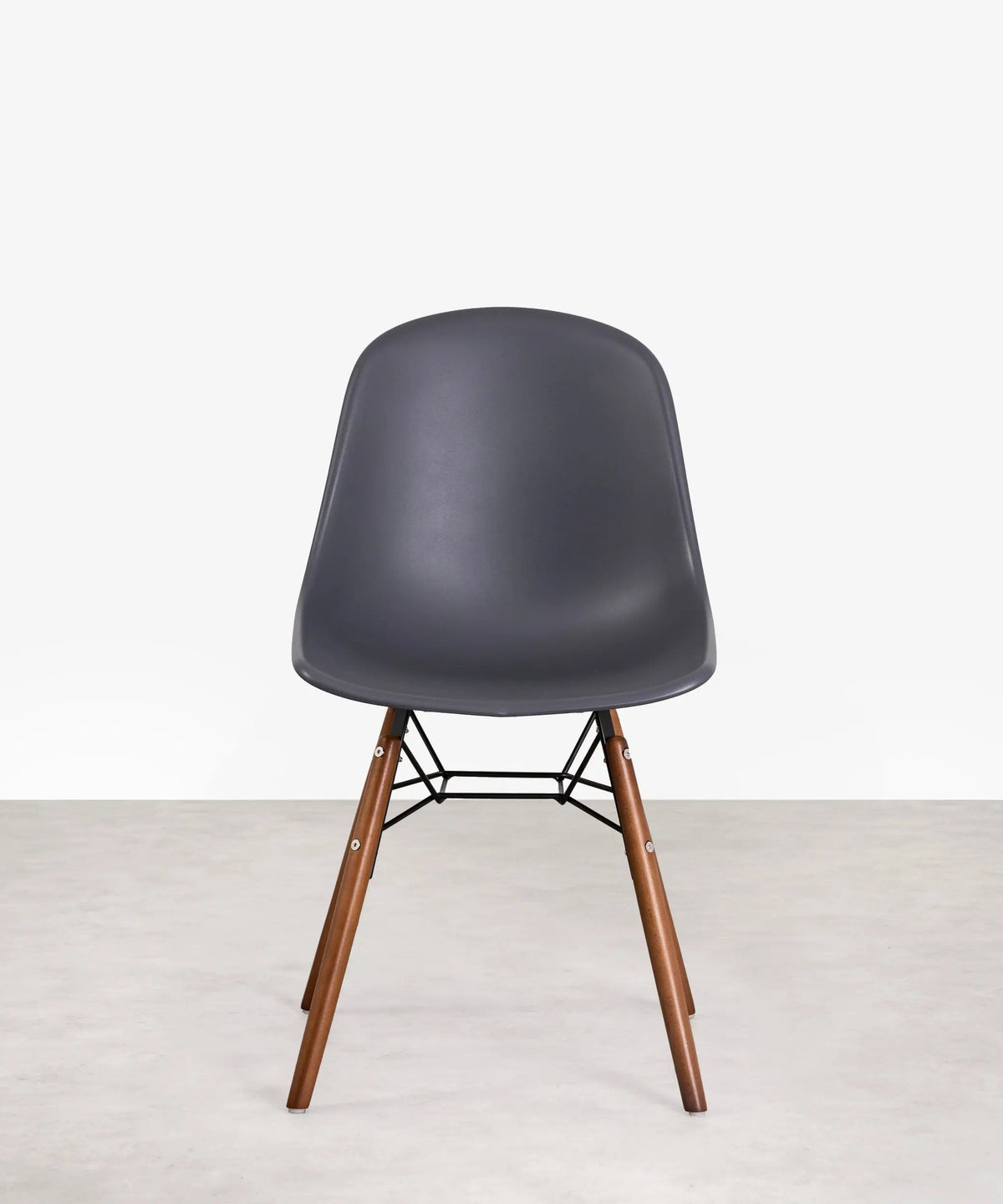 Chaise de salle à manger en polypropylène et bois Elon - Special Edition