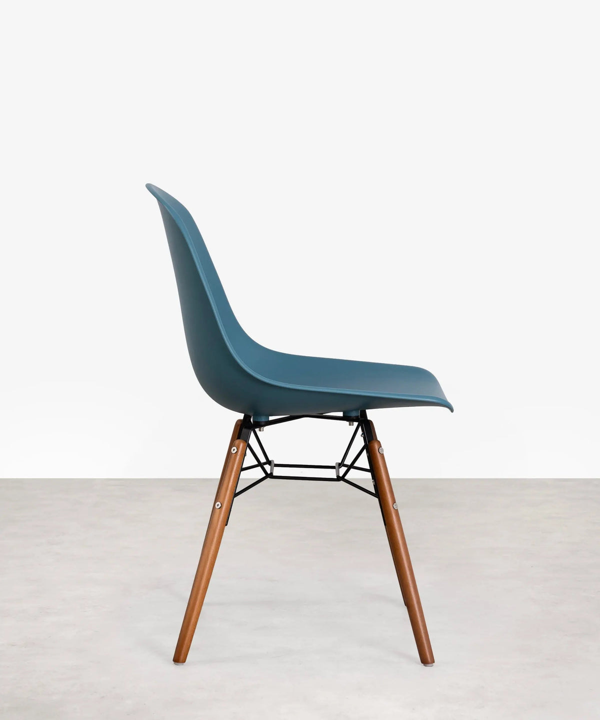 Chaise de salle à manger en polypropylène et bois Elon - Special Edition
