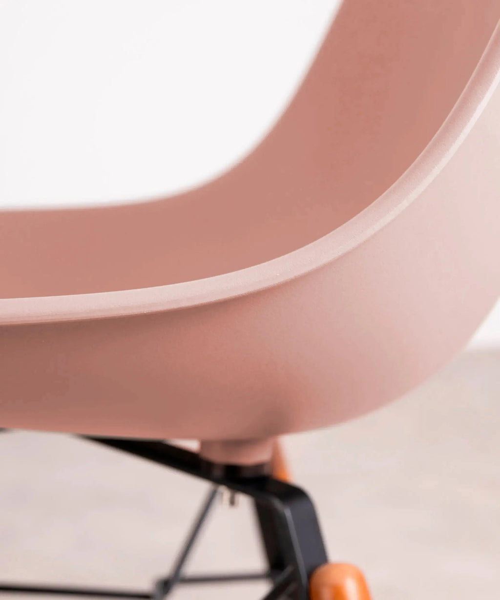 Chaise en Polypropylène et Bois avec Accoudoirs Elon Arms - Special Edition