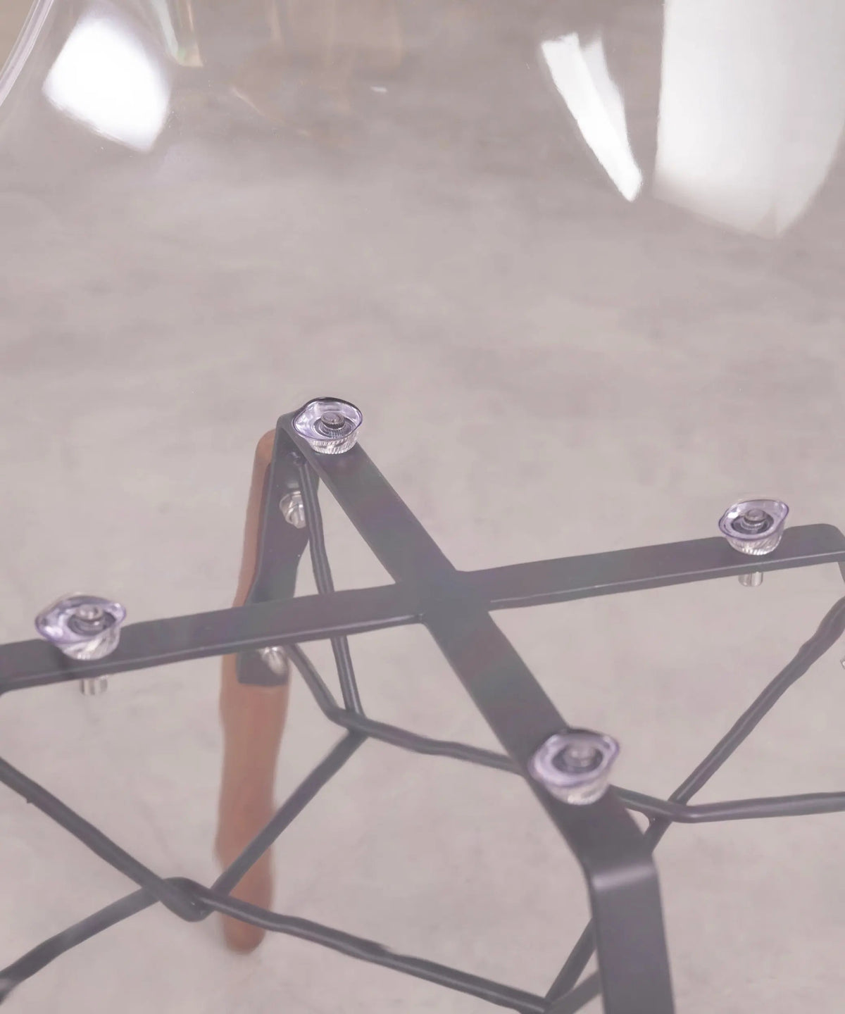 Chaise de salle à manger en polycarbonate et bois Elon Transparent