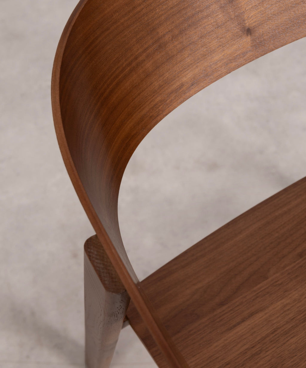 Chaise de salle à manger en bois avec accoudoirs Isabella