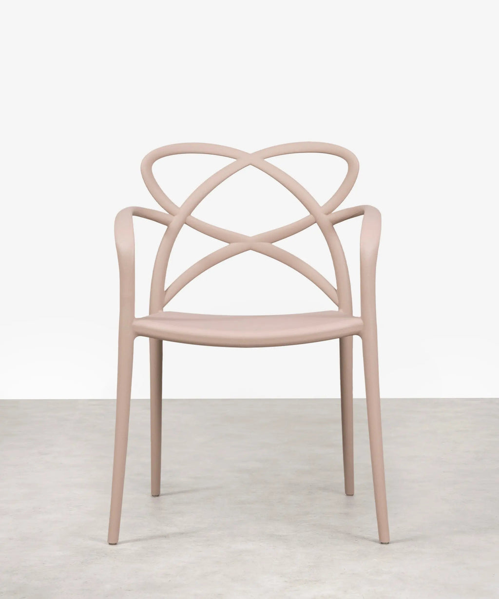Chaise en polypropylène avec accoudoirs Maestro Arms