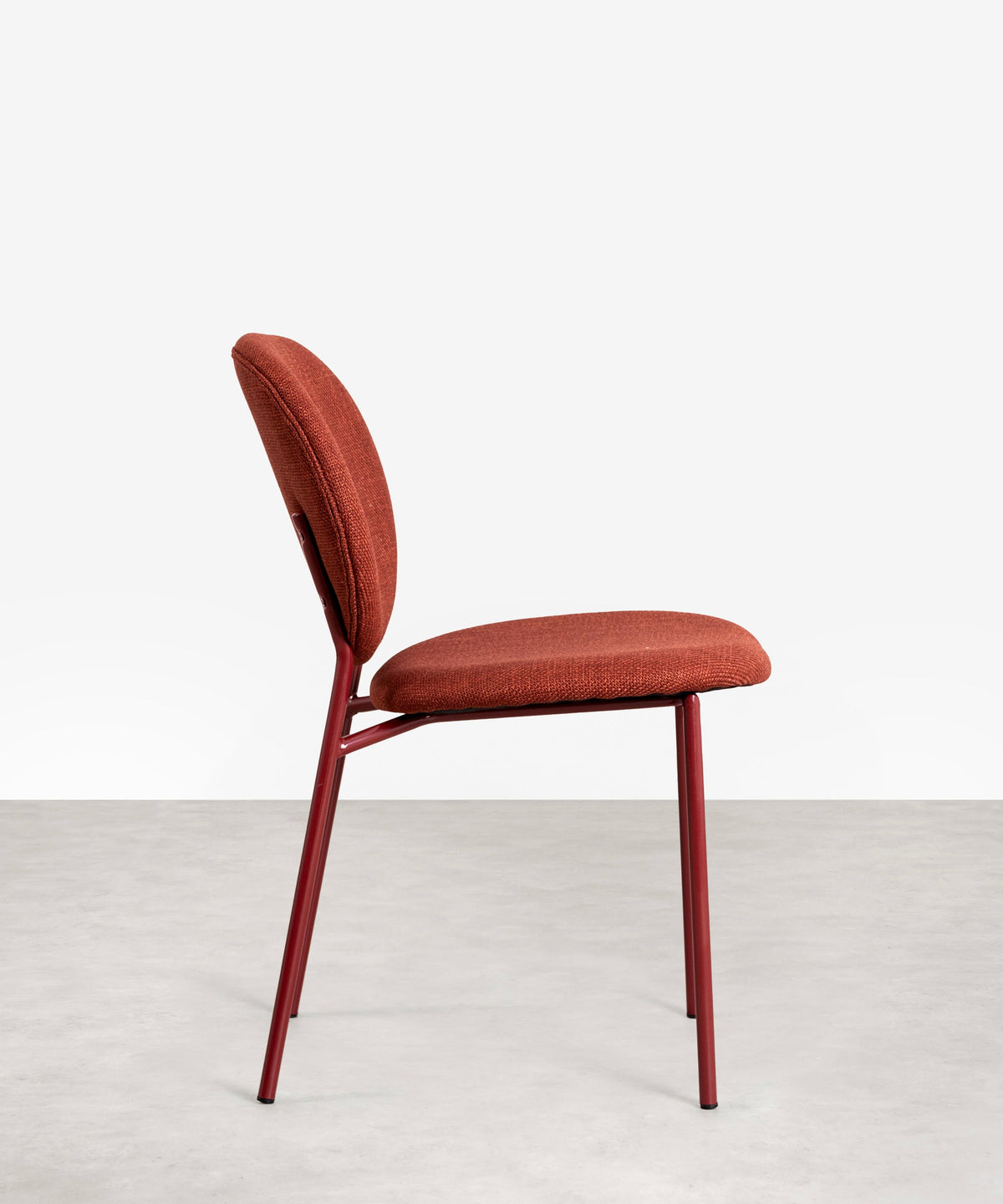 Chaise de salle à manger en tissu et métal Maruchi