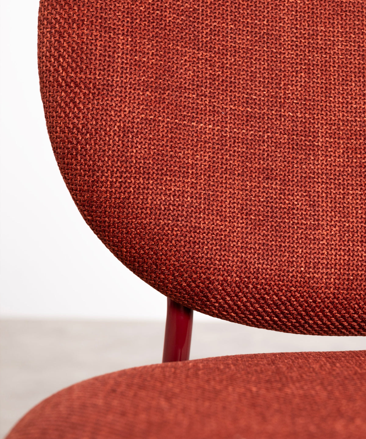 Chaise de salle à manger en tissu et métal Maruchi