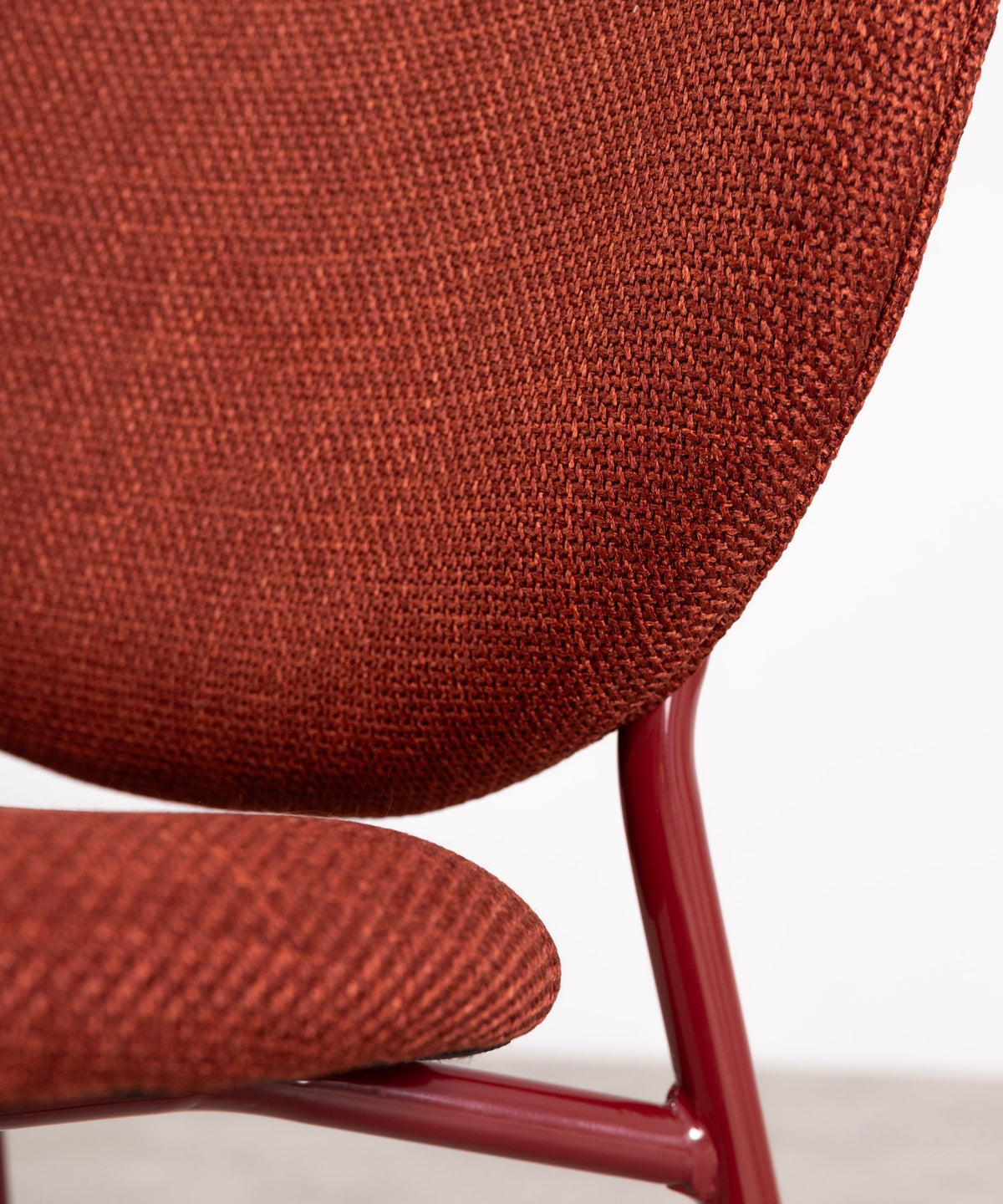 Chaise de salle à manger en tissu et métal Maruchi