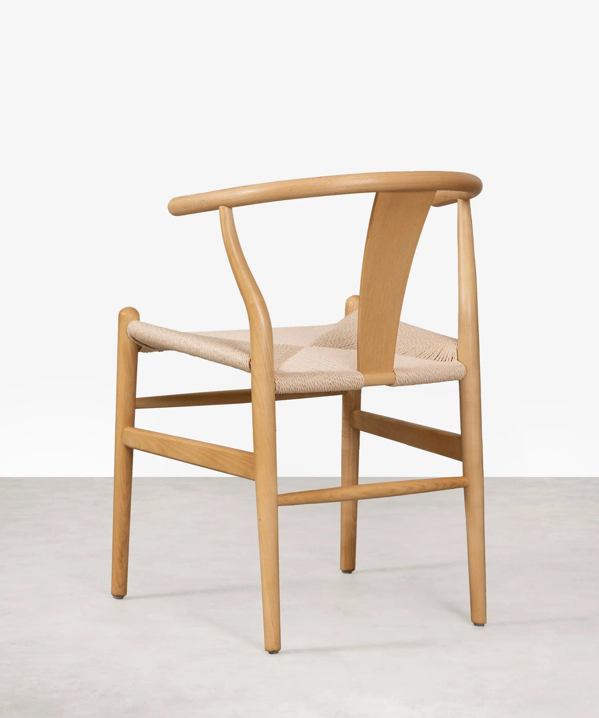 Chaise de salle à manger en bois et corde tressée Nordeco
