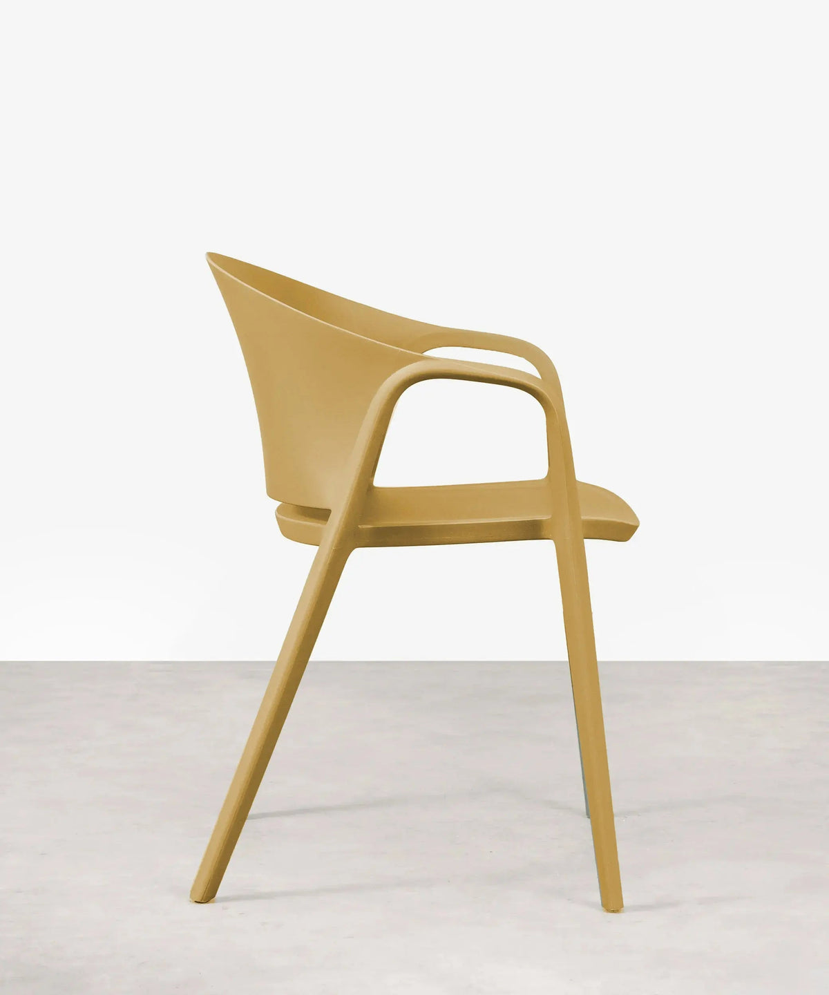 Chaise en polypropylène avec accoudoirs Pippa