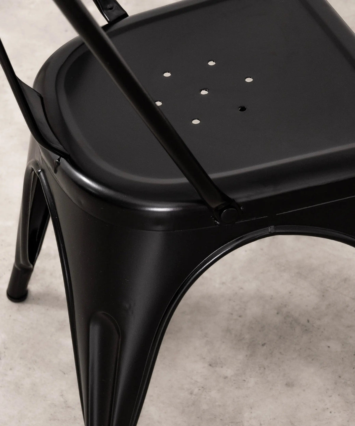 Chaise de salle à manger en métal Tolik